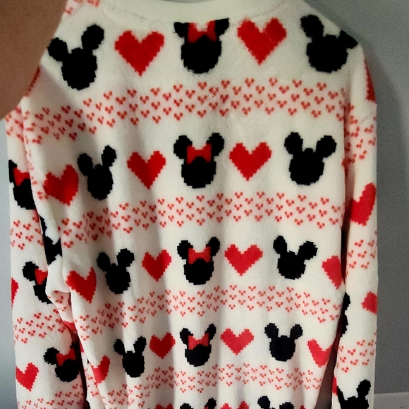 Disney super soft sweater - Picture 5 of 6